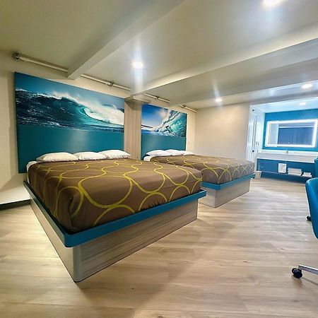 Costa Mesa Inn - Newport Beach Area Экстерьер фото