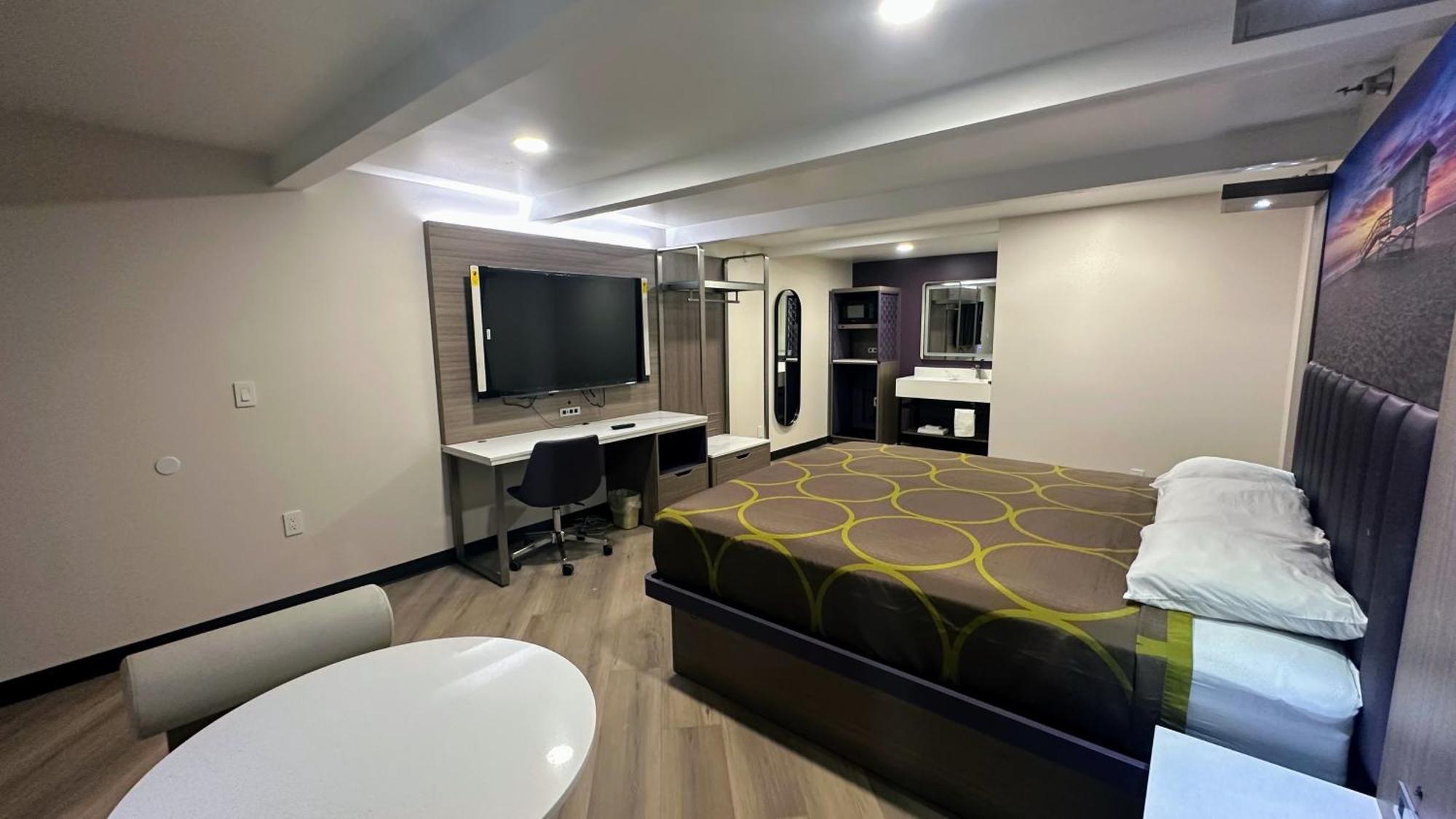 Costa Mesa Inn - Newport Beach Area Экстерьер фото
